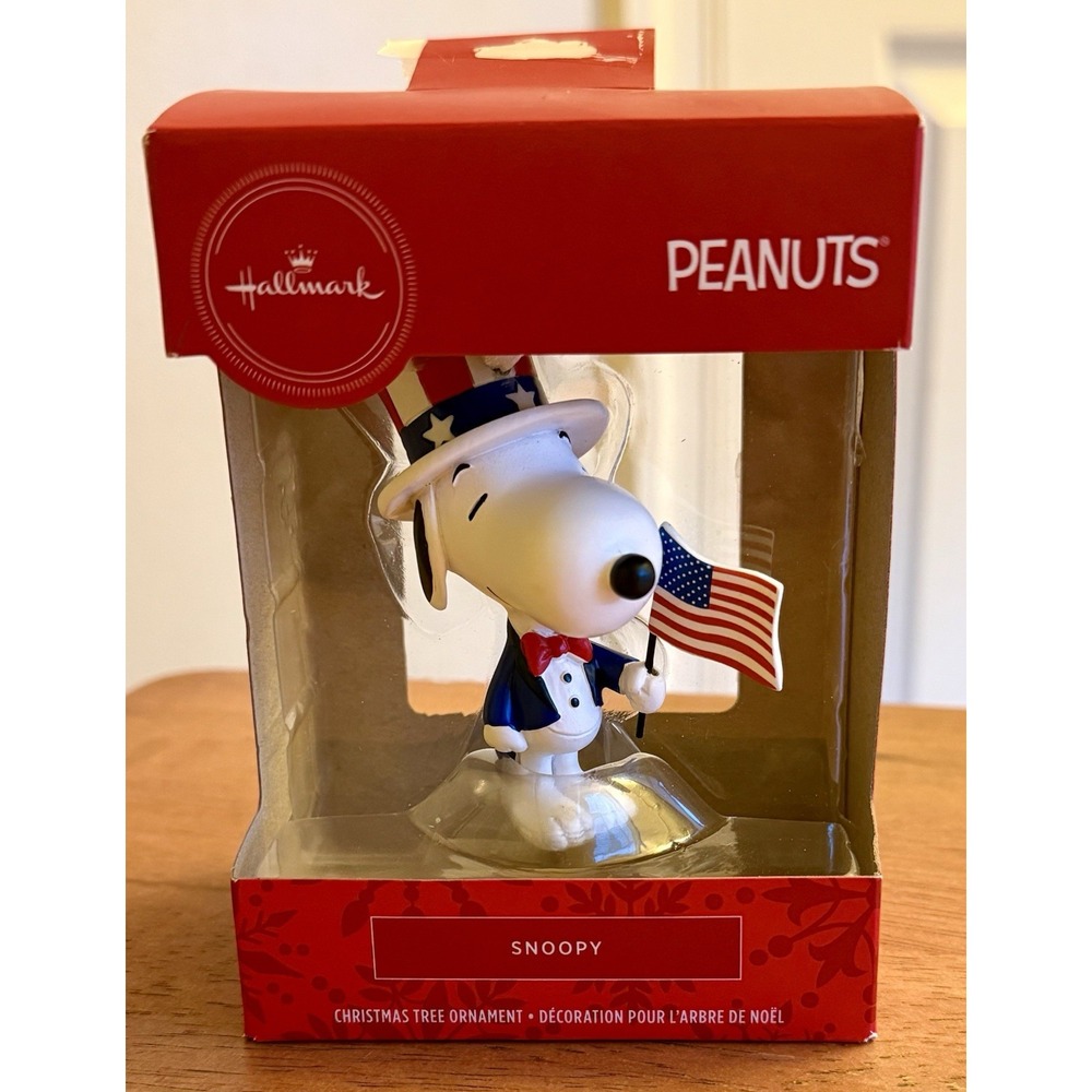 HallMark Peanuts Snoopy 2020 Ornament With American Flag And Hat